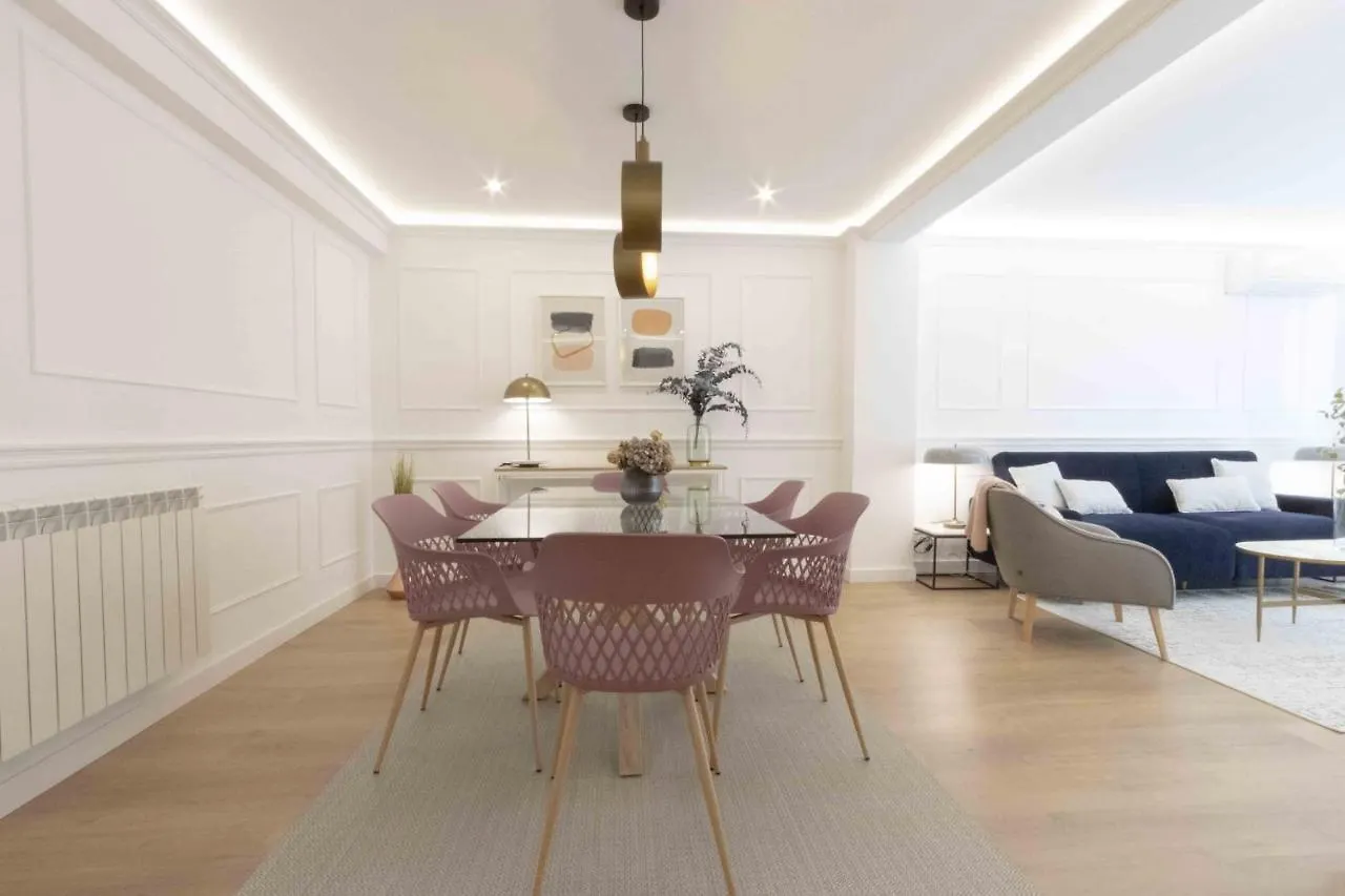 The Rentals Collection - Belvedere San Sebastian 0*,  Spain